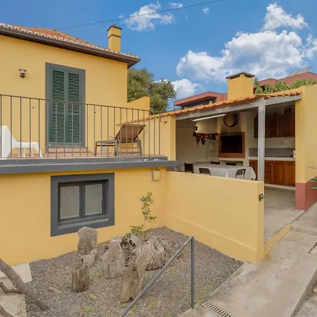 Holiday home Casa D'avo Celina